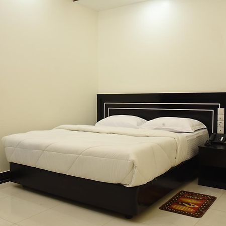 Hotel Elaf International Cox's Bazar Kültér fotó